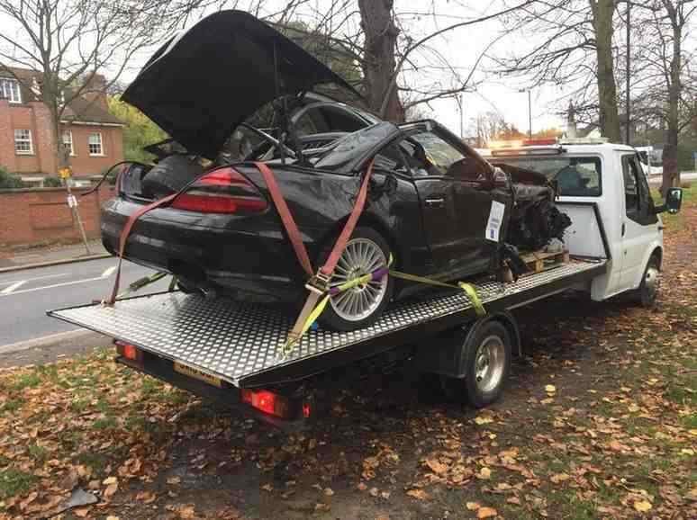 Commercial tow vehicle